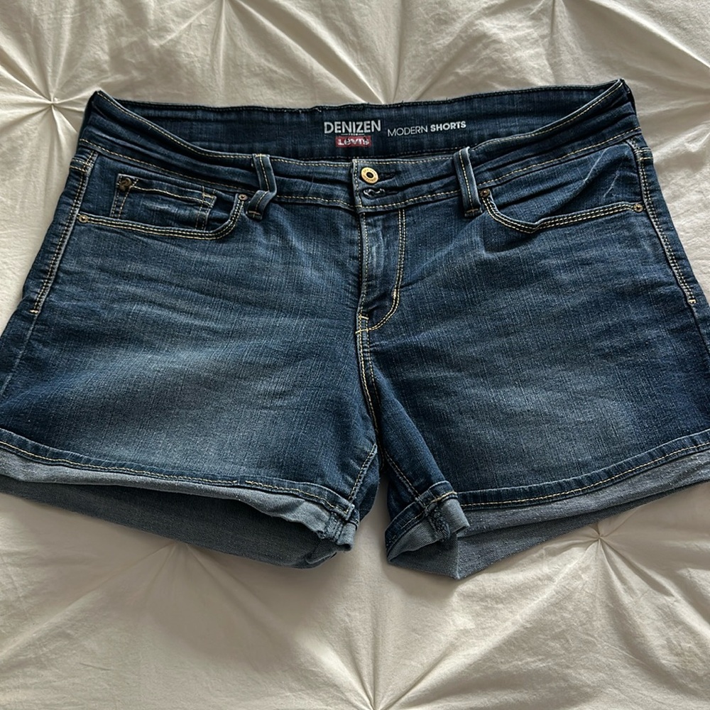 Levi’s Denizen Modern Jean Shorts